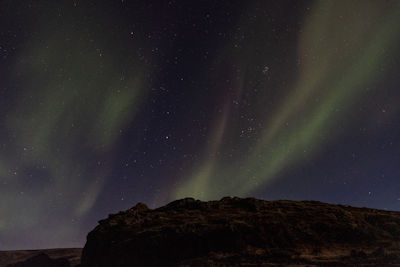 Northern lights, Auriga, Taurus and Mars