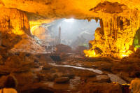 Sung Sot cave interior