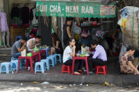 Lunchtime on the pavement