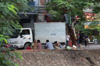 Picnic on Duong Nguyen Tam Trinh