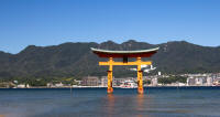 O-torii “floating” gate at medium tide