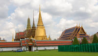 Wat Phra Kaew compound from the outside
