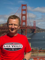 Tourist at the Golden Gate Bridge