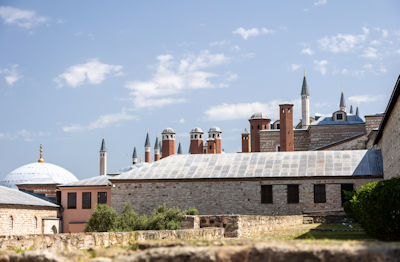 Topkapı towers